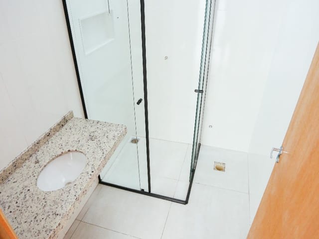 Casa com 150m² 3 quartos e 2 banheiros, à venda, no bairro Jardim Centro Cívico em Sarandi