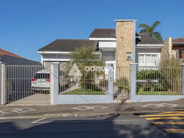 Casa com 603m² 4 quartos e 5 banheiros, à venda, no bairro Jardim Carvalho em Ponta Grossa