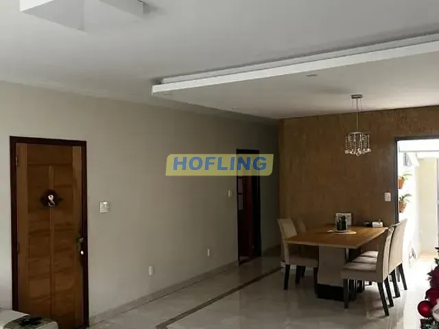 Casa com 300m² 3 quartos e 1 banheiro, à venda, no bairro Jardim Inocoop em Rio Claro