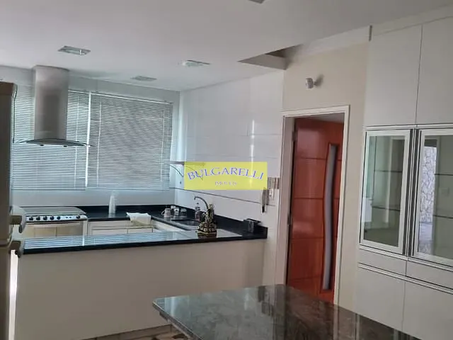 Casa com 306m², para alugar, no bairro Jardim São Bento em Jundiaí