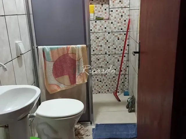 Casa com 175m² 2 quartos e 1 banheiro, à venda, no bairro Jardim Alto da Boa Vista em Arapongas