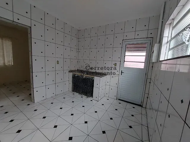 Casa com 200m² 3 quartos e 2 banheiros, à venda, no bairro Conjunto São Benedito em Jacareí