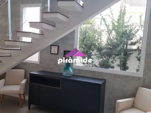 Casa com 250m² 3 quartos e 5 banheiros, à venda, no bairro Urbanova em São José dos Campos