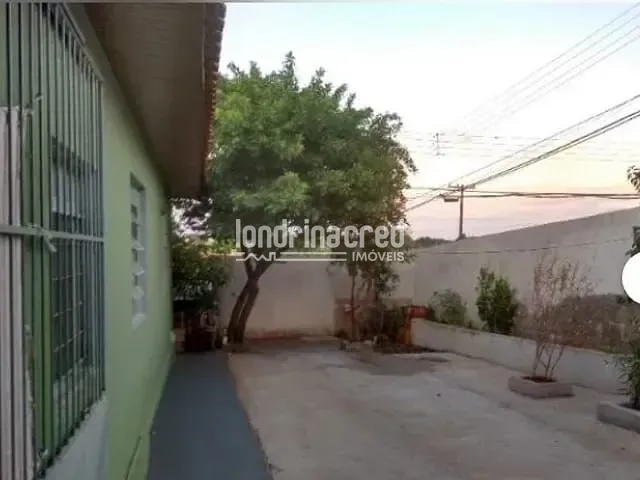 Casa 3 quartos e 2 banheiros, à venda, no bairro Jardim Riviera em Cambé
