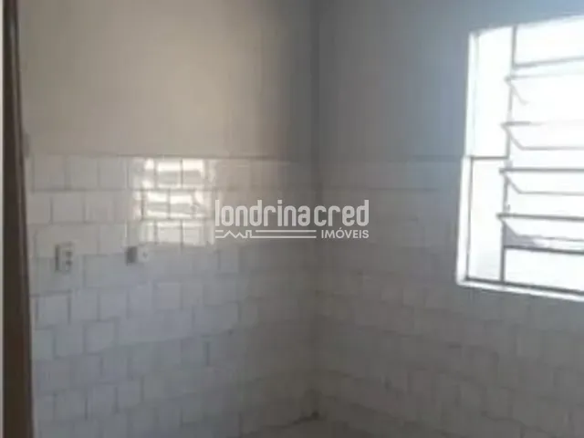 Casa 3 quartos e 2 banheiros, à venda, no bairro Jardim Riviera em Cambé