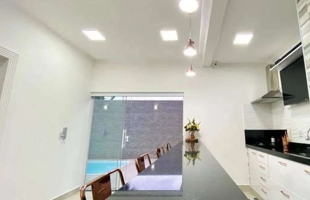 Casa, 4 quartos, 230 m² - Foto 10