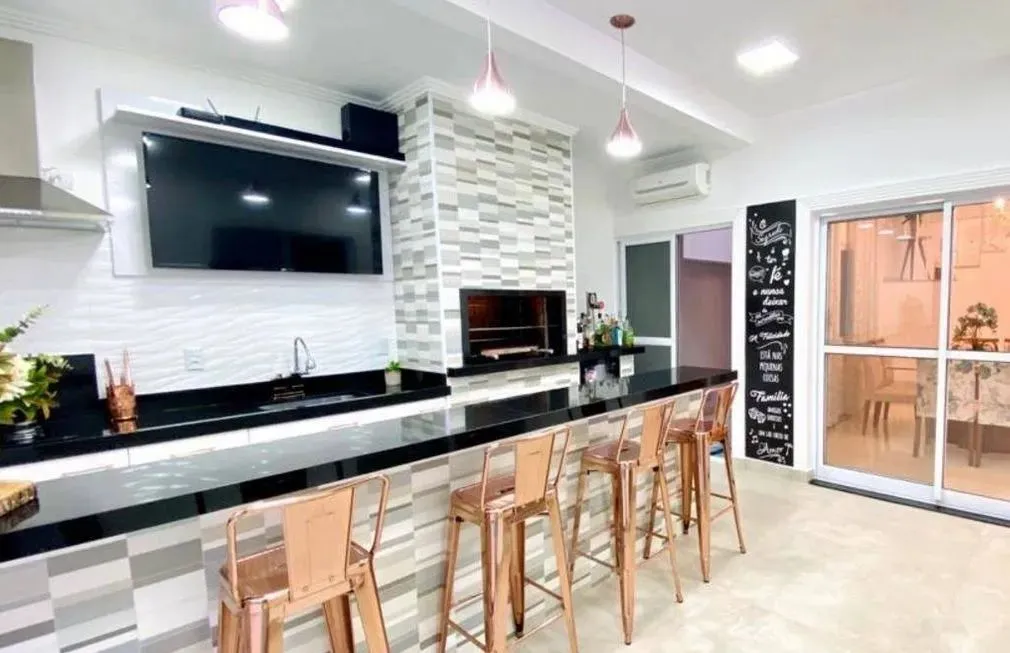 Casa, 4 quartos, 230 m² - Foto 12