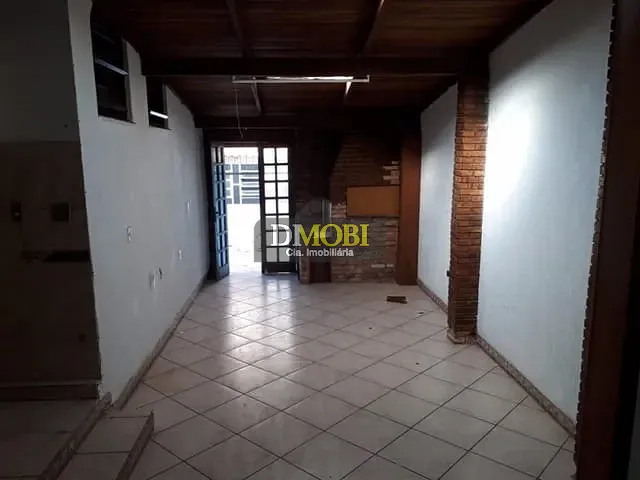 Casa com 300m² 3 quartos e 2 banheiros, à venda, no bairro Oriço em Gravataí