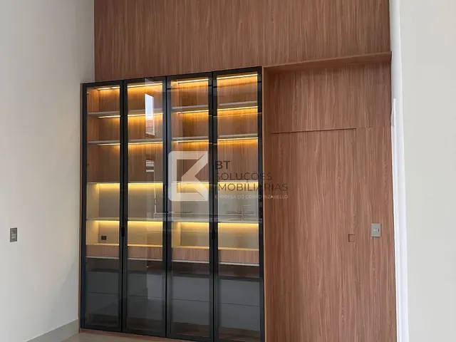 Casa com 300m² 3 quartos e 5 banheiros, à venda, no bairro Jardim Residencial Dona Maria José em Indaiatuba