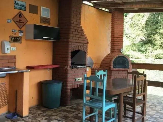 Casa com 250m² 3 quartos e 2 banheiros, à venda, no bairro Vila Assis Brasil em Mauá