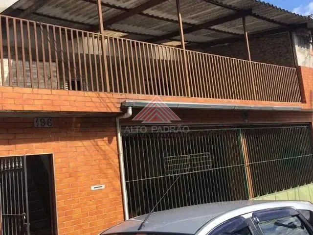 Casa com 250m² 3 quartos e 2 banheiros, à venda, no bairro Vila Assis Brasil em Mauá