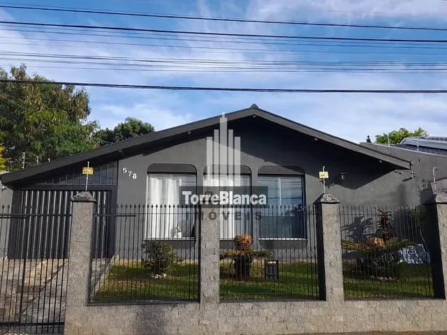 Casa com 490m² 3 quartos e 3 banheiros, à venda, no bairro Oficinas em Ponta Grossa