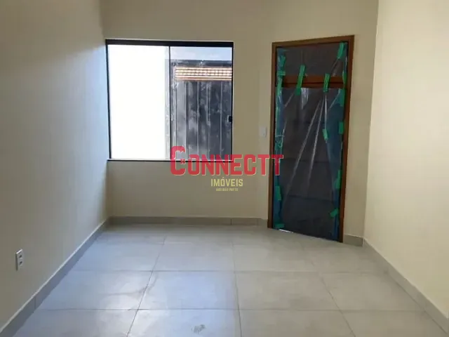 Casa com 125m² 2 quartos e 2 banheiros, à venda, no bairro Planalto Verde em Ribeirão Preto