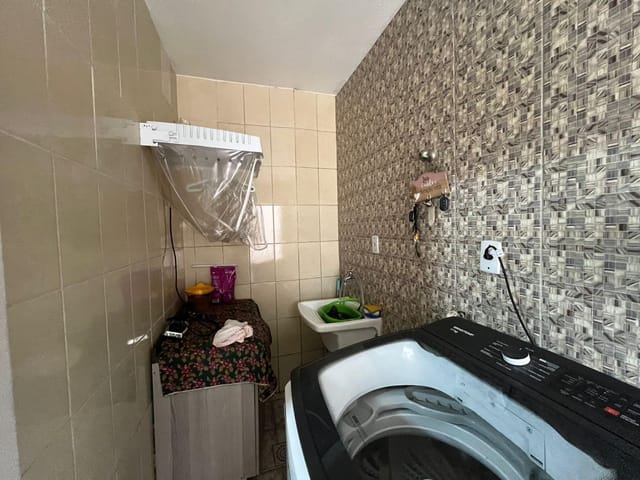 Casa com 300m² 3 quartos e 3 banheiros, à venda, no bairro Três Vendas em Pelotas