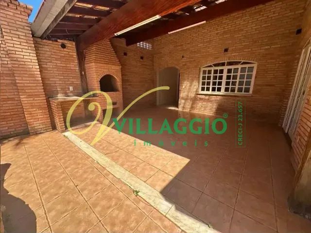 Casa com 360m² 3 quartos e 2 banheiros, à venda, no bairro Vila Curti em São José do Rio Preto