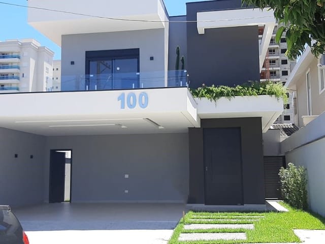 Casa com 250m² 4 quartos e 2 banheiros, à venda, no bairro Urbanova em São José dos Campos