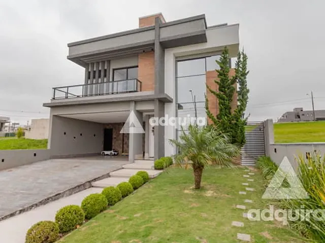 Casa com 370m² 3 quartos e 5 banheiros, à venda, no bairro Jardim Carvalho em Ponta Grossa