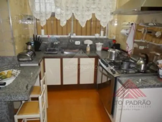 Casa 2 quartos e 2 banheiros, à venda, no bairro Vila Bocaina em Mauá