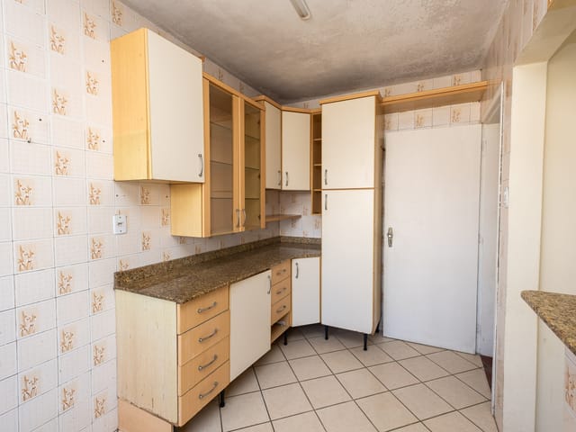 Casa 3 quartos e 2 banheiros, à venda, no bairro Laranjal em Pelotas
