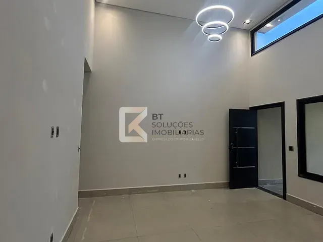 Casa com 150m² 3 quartos e 2 banheiros, à venda, no bairro Chácara Alvorada em Indaiatuba