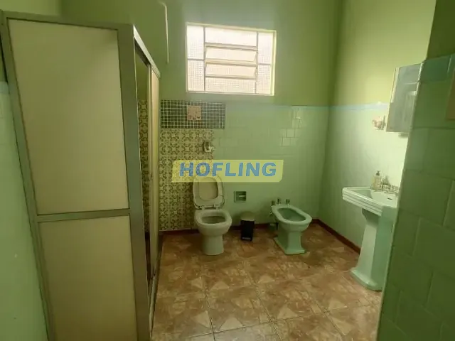Casa com 506m² 3 quartos e 2 banheiros, à venda, no bairro Centro em Rio Claro