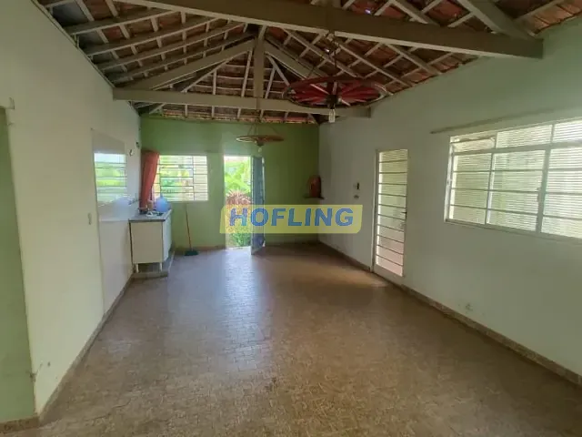 Casa com 506m² 3 quartos e 2 banheiros, à venda, no bairro Centro em Rio Claro