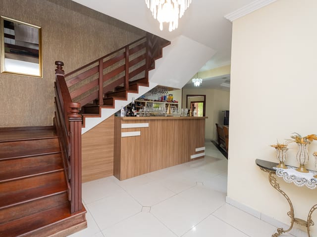Casa 4 quartos e 5 banheiros, à venda, no bairro Três Vendas em Pelotas