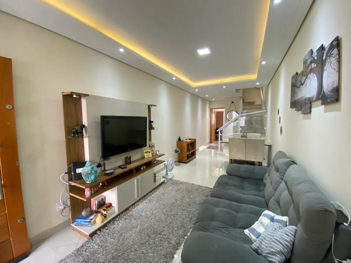 Casa para venda em Cidade Mãe do Céu com 3 quartos, sendo 2 suítes, 120m²
