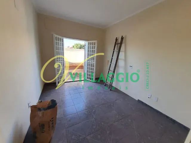 Casa com 297m² 3 quartos e 3 banheiros, à venda ou para alugar, no bairro Vila Bom Jesus em São José do Rio Preto