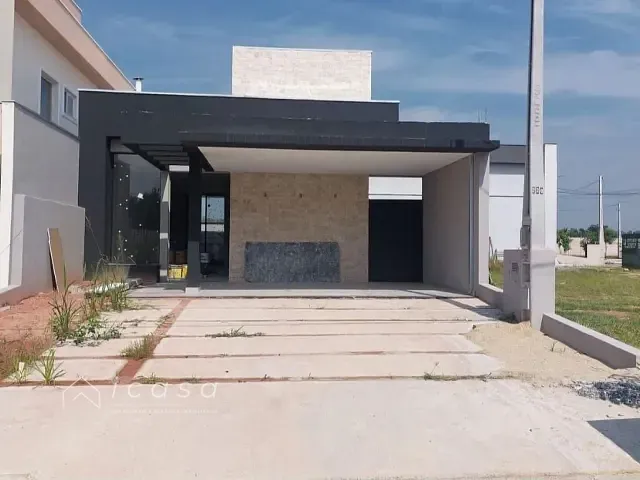 Casa com 250m² 3 quartos e 3 banheiros, à venda, no bairro Jardim Jacinto em Jacareí