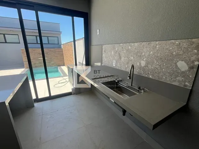 Casa com 300m² 3 quartos e 5 banheiros, à venda, no bairro Jardim Residencial Dona Maria José em Indaiatuba
