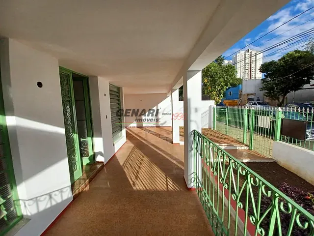 Casa com 397m² 3 quartos e 2 banheiros, à venda, no bairro Vila Sfeir em Indaiatuba