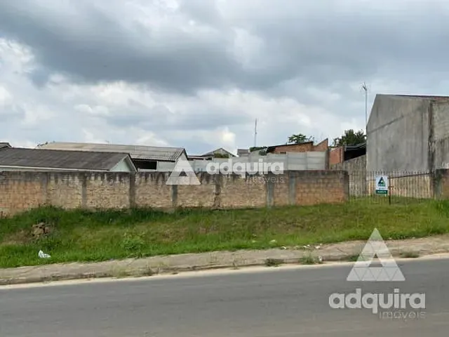 Casa com 515m² 3 quartos e 1 banheiro, à venda, no bairro Contorno em Ponta Grossa