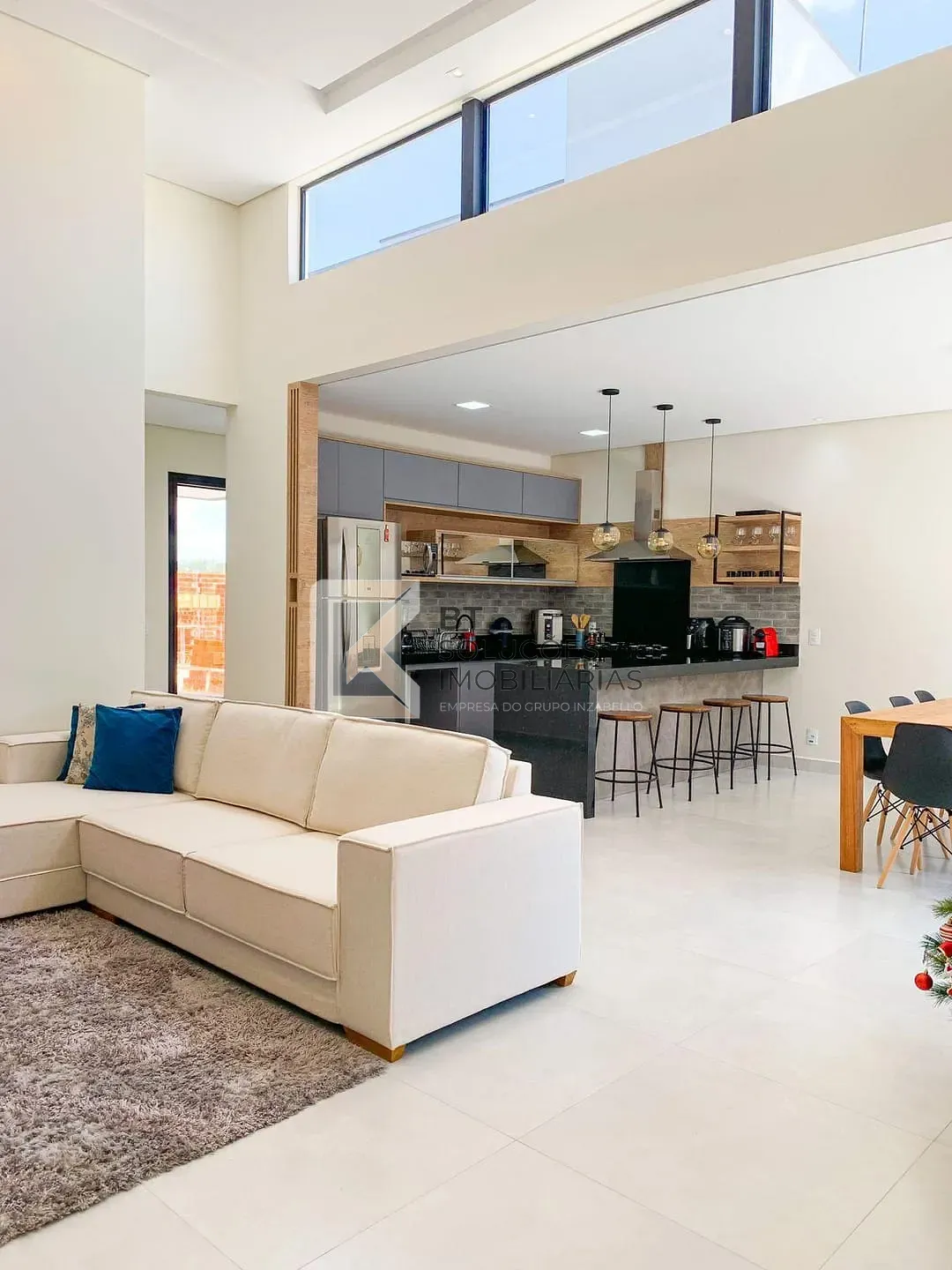 Casa, 3 quartos, 142 m² - Foto 2