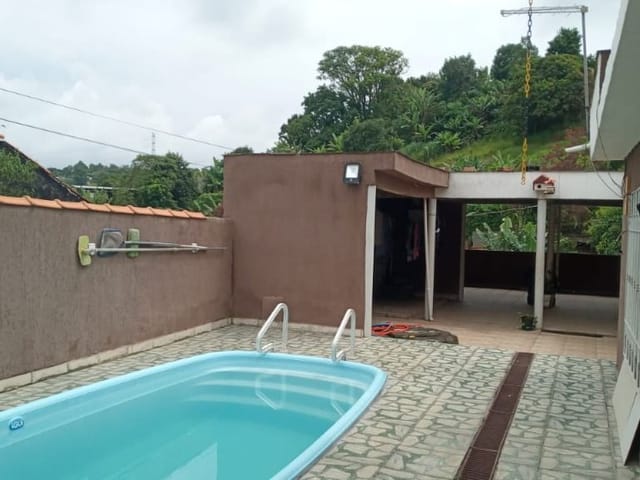 Casa com 377m² 2 quartos e 3 banheiros, à venda, no bairro Jardim Piatã A em Mogi das Cruzes