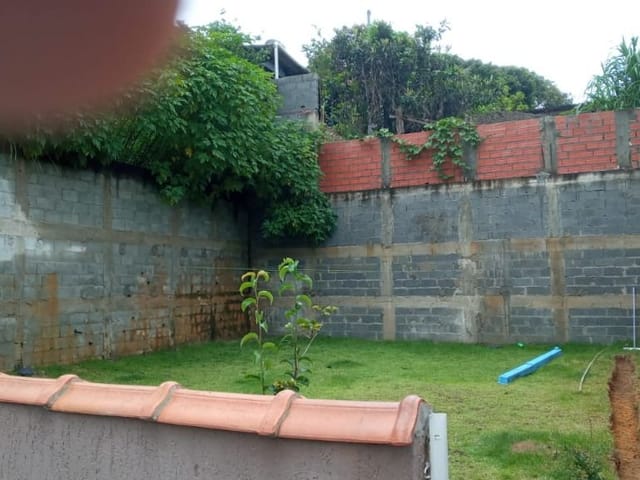 Casa com 377m² 2 quartos e 3 banheiros, à venda, no bairro Jardim Piatã A em Mogi das Cruzes