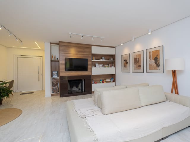 Casa com 360m² 3 quartos e 2 banheiros, à venda, no bairro Laranjal em Pelotas