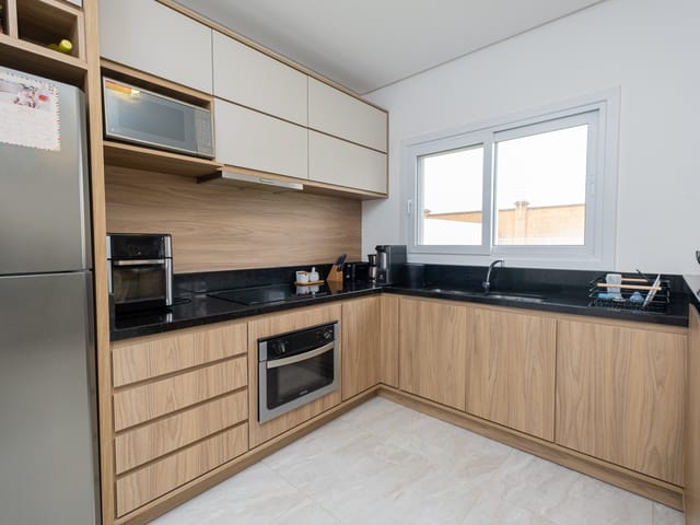 Casa com 360m² 3 quartos e 2 banheiros, à venda, no bairro Laranjal em Pelotas