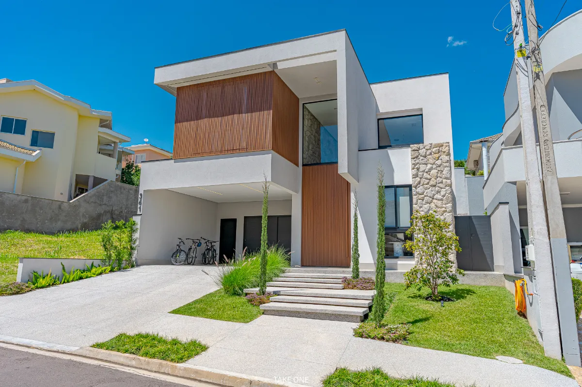 Casa no condomínio Residencial Portal Do Jequitibá para venda com 3 quartos, sendo 3 suítes, 255m²