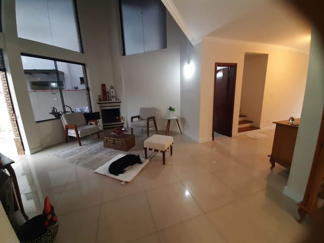 Casa com 447m² 3 quartos e 4 banheiros, à venda, no bairro Conjunto Residencial Esplanada do Sol em São José dos Campos