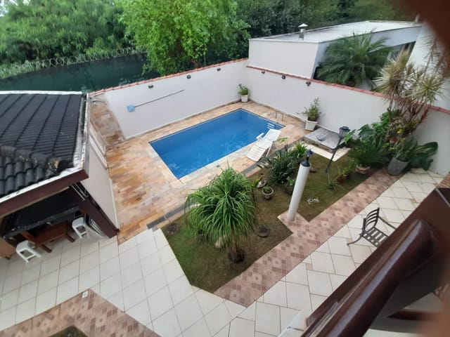 Casa com 447m² 3 quartos e 4 banheiros, à venda, no bairro Conjunto Residencial Esplanada do Sol em São José dos Campos