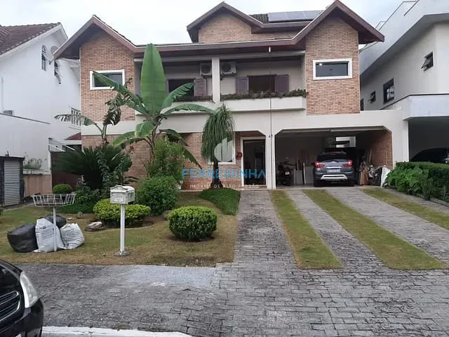 Casa com 447m² 3 quartos e 4 banheiros, à venda, no bairro Conjunto Residencial Esplanada do Sol em São José dos Campos