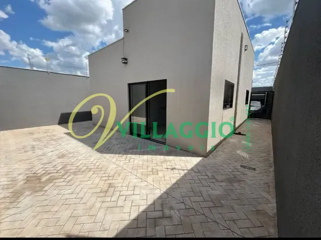 Casa com 200m² 2 quartos e 2 banheiros, à venda, no bairro 15056159 em São José do Rio Preto