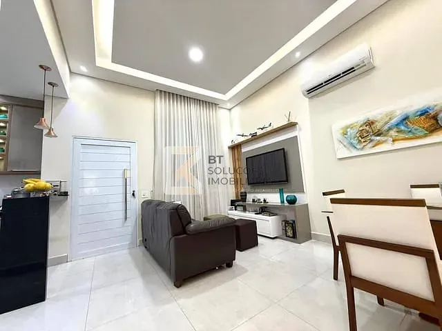 Casa com 150m² 3 quartos e 2 banheiros, à venda ou para alugar, no bairro Jardins do Império em Indaiatuba