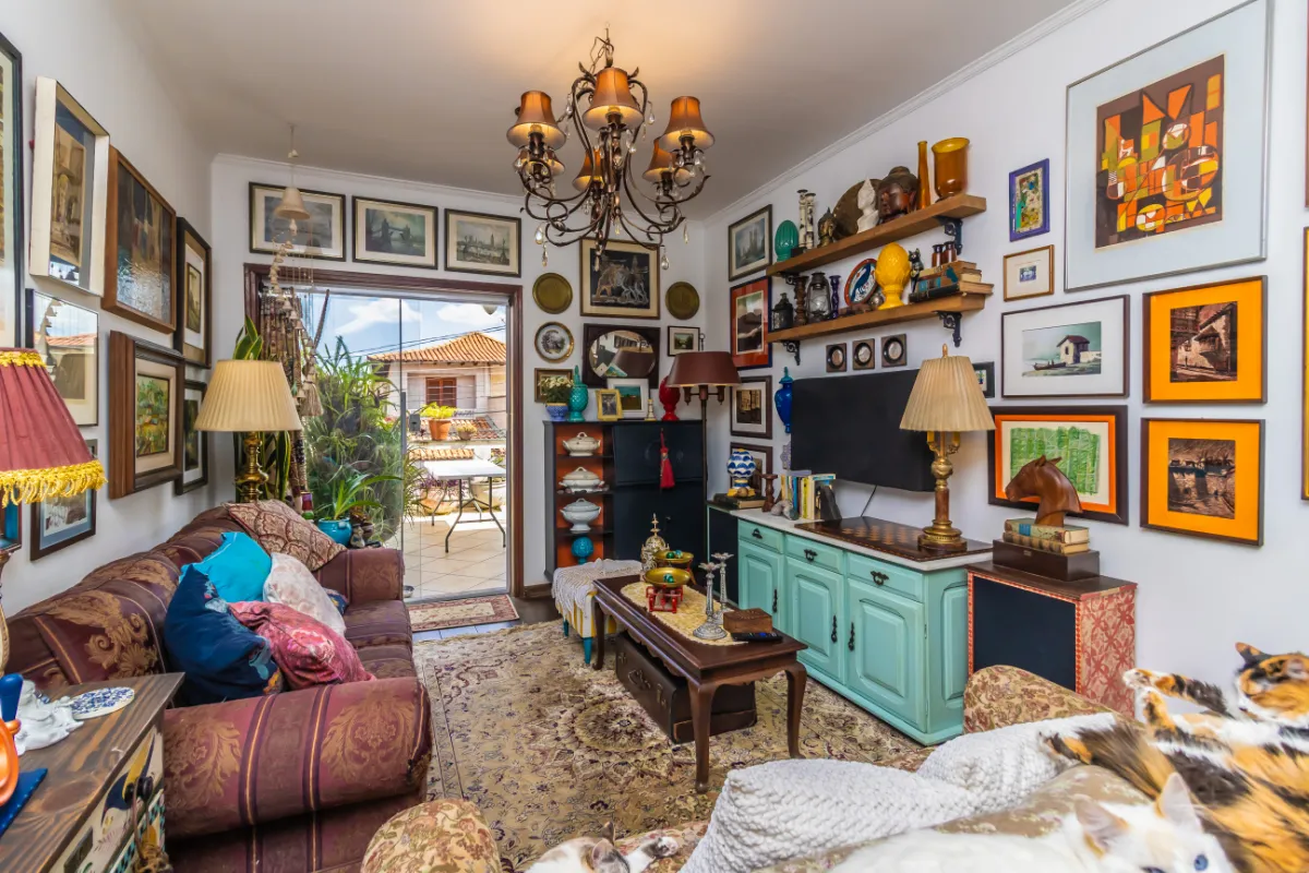 Casa para venda em Jardim Ester Yolanda com 3 quartos, sendo 1 suíte, 180m²