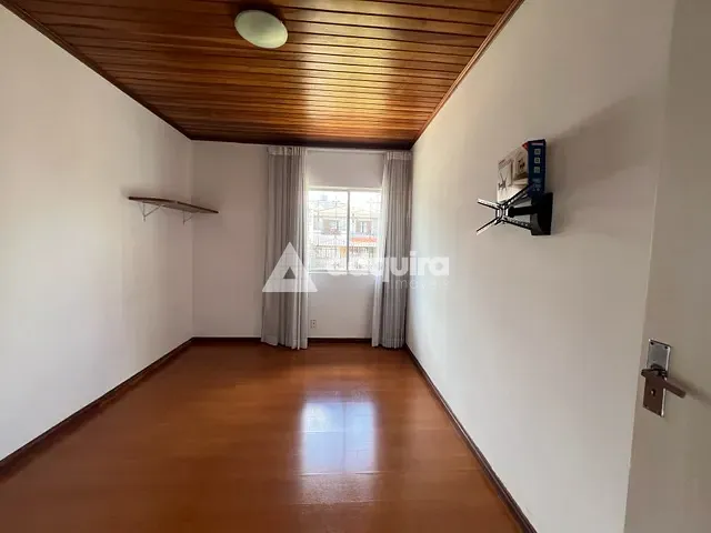 Casa com 448m² 4 quartos e 3 banheiros, para alugar, no bairro Estrela em Ponta Grossa