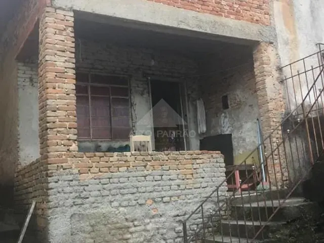 Casa com 250m² 2 quartos e 1 banheiro, à venda, no bairro Jardim Primavera em Mauá