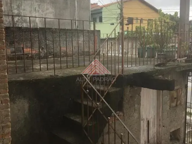 Casa com 250m² 2 quartos e 1 banheiro, à venda, no bairro Jardim Primavera em Mauá