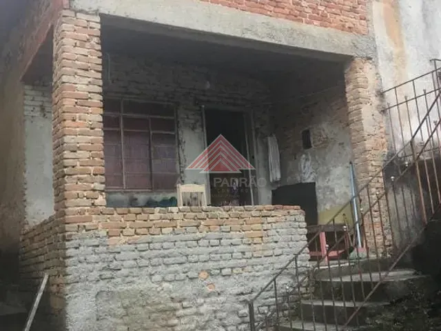 Casa com 250m² 2 quartos e 1 banheiro, à venda, no bairro Jardim Primavera em Mauá
