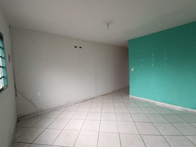 Foto do Casa - Casa com 1 dormitório para alugar, 86 m² por R$ 621,33/mês - Conjunto Costa Telles I - Uberaba/MG | ZUCATO IMOBILIARIA LTDA